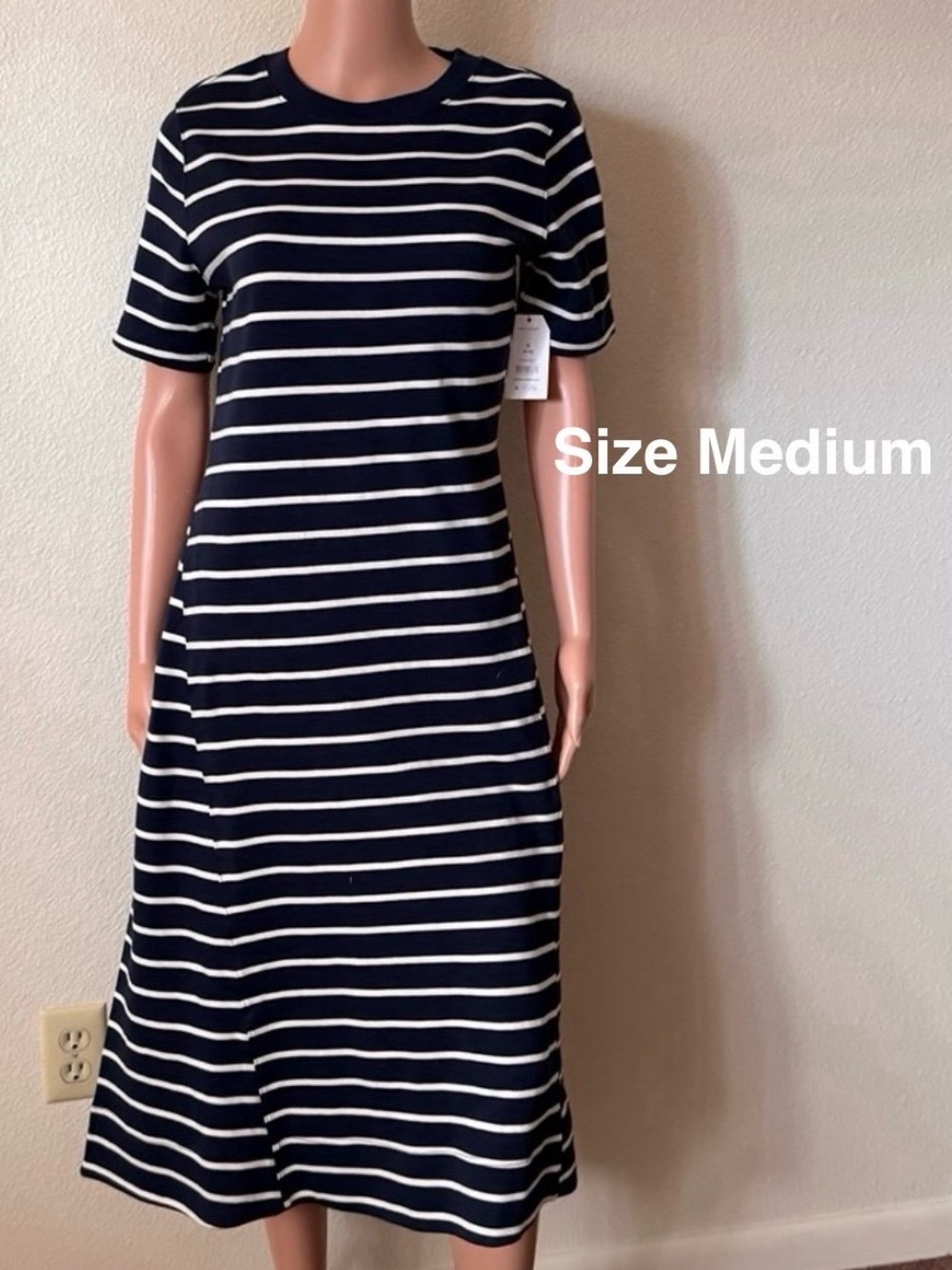 Time and Tru Women's Seamed Cotton Midi Dress, Medium